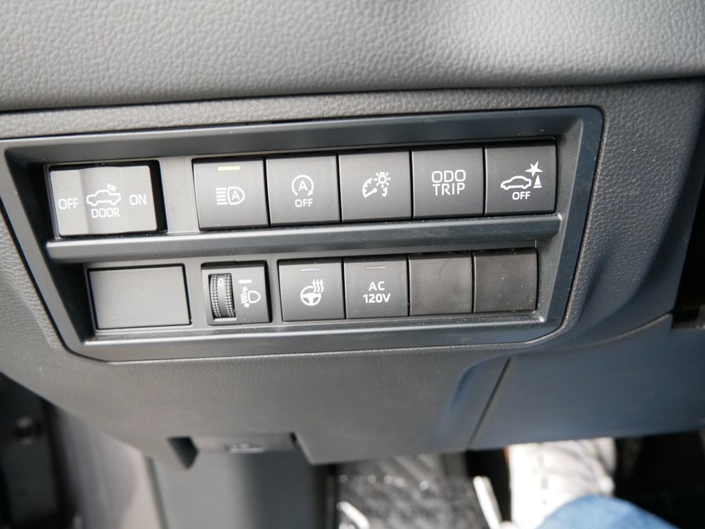 Used 2023 Toyota Tundra Limited w/ Power Package AWD/4WD image 29