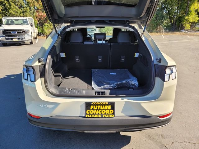 New 2026 Ford Mustang Mach-E Select w/ Comfort Package RWD image 17