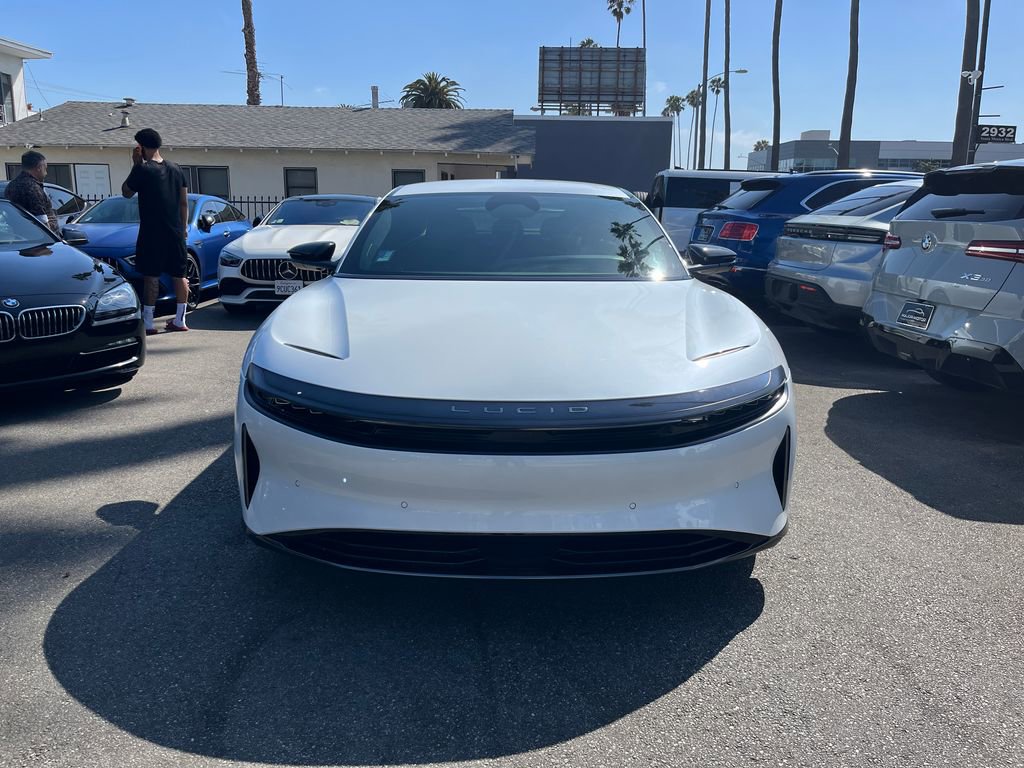 Used 2024 Lucid Air Touring AWD/4WD image 2
