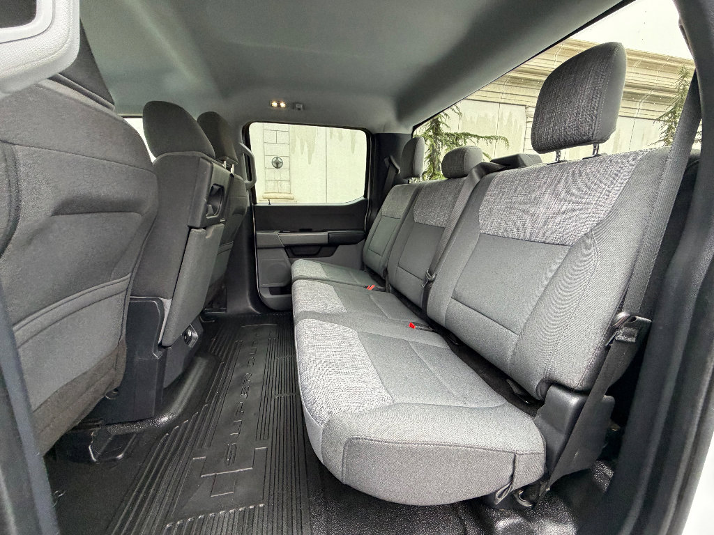 Used 2023 Ford F350 XLT w/ FX4 Off-Road Package image 28