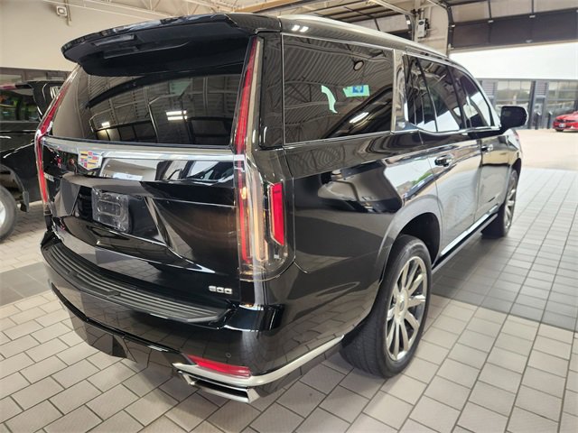 Used 2023 Cadillac Escalade Premium Luxury Platinum w/ Heavy-Duty Trailer Package AWD/4WD image 6