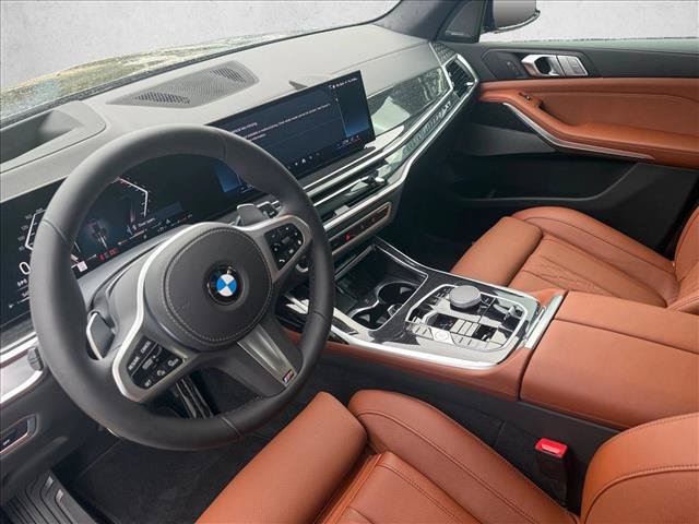 Used 2027 BMW X7 xDrive40i w/ M Sport Package AWD/4WD image 10