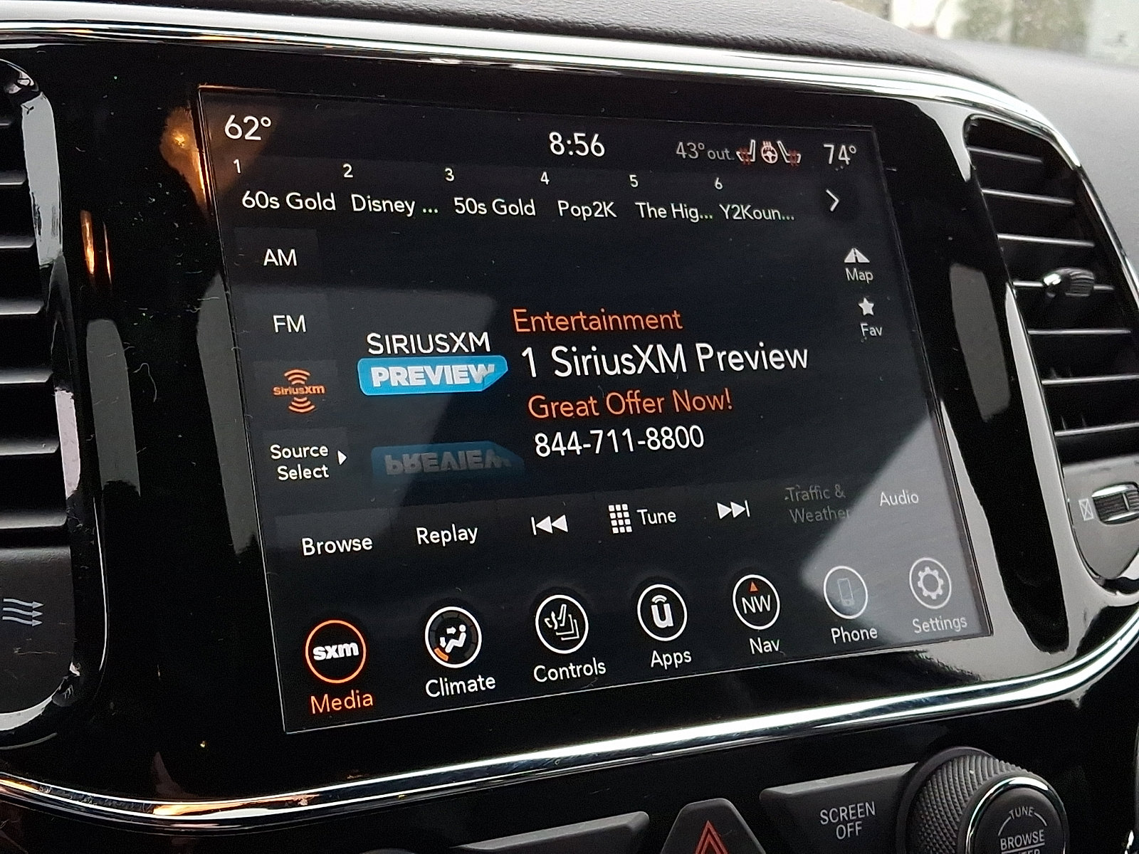 Used 2020 Jeep Grand Cherokee Altitude image 18