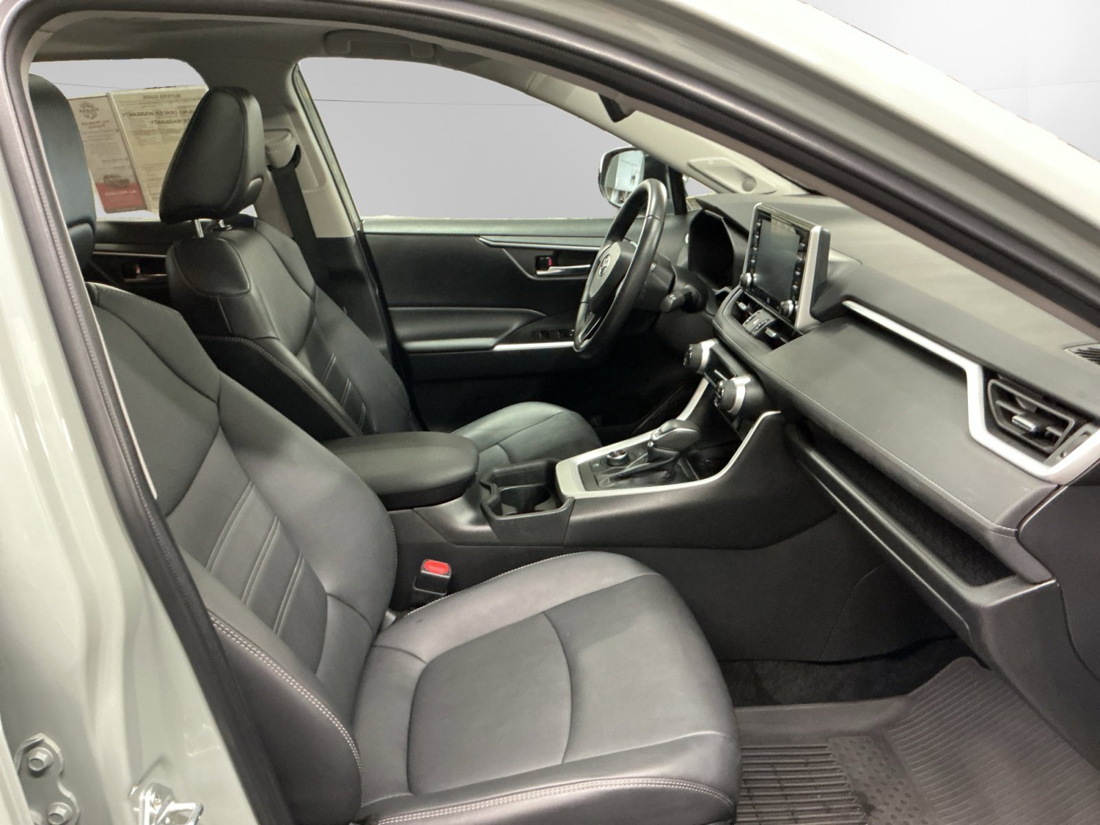 Certified 2021 Toyota RAV4 XLE Premium image 15