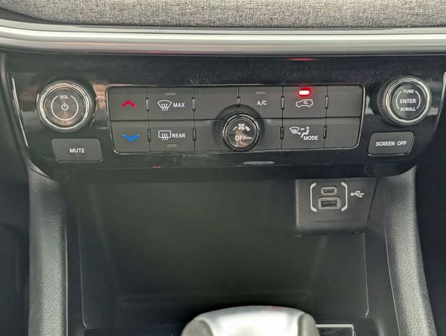 Certified 2023 Jeep Compass Sport image 20