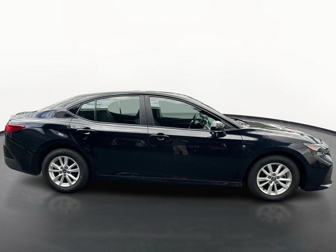 Used 2025 Toyota Camry LE FWD image 2