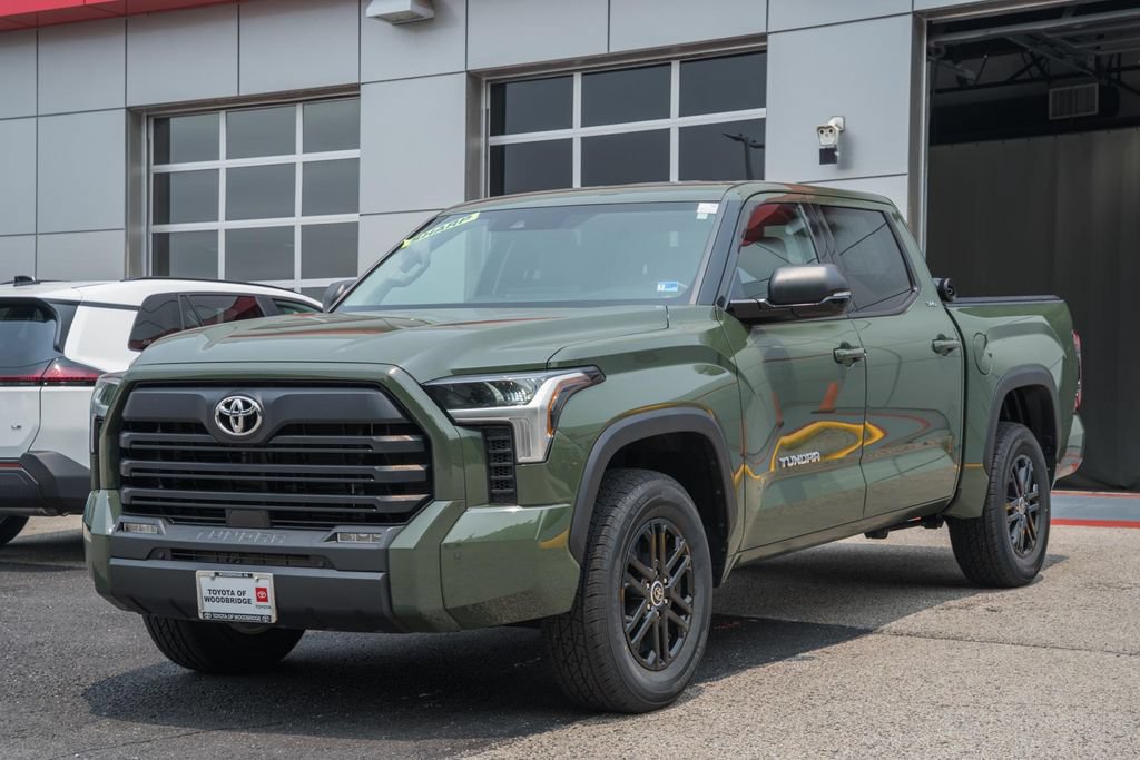 Used 2023 Toyota Tundra SR5 w/ SR5 Premium Package AWD/4WD image 3