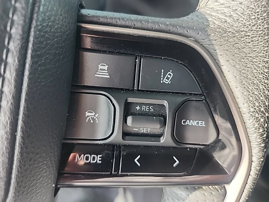 Used 2022 Toyota Tundra SR5 w/ SR5 Premium Package AWD/4WD image 9