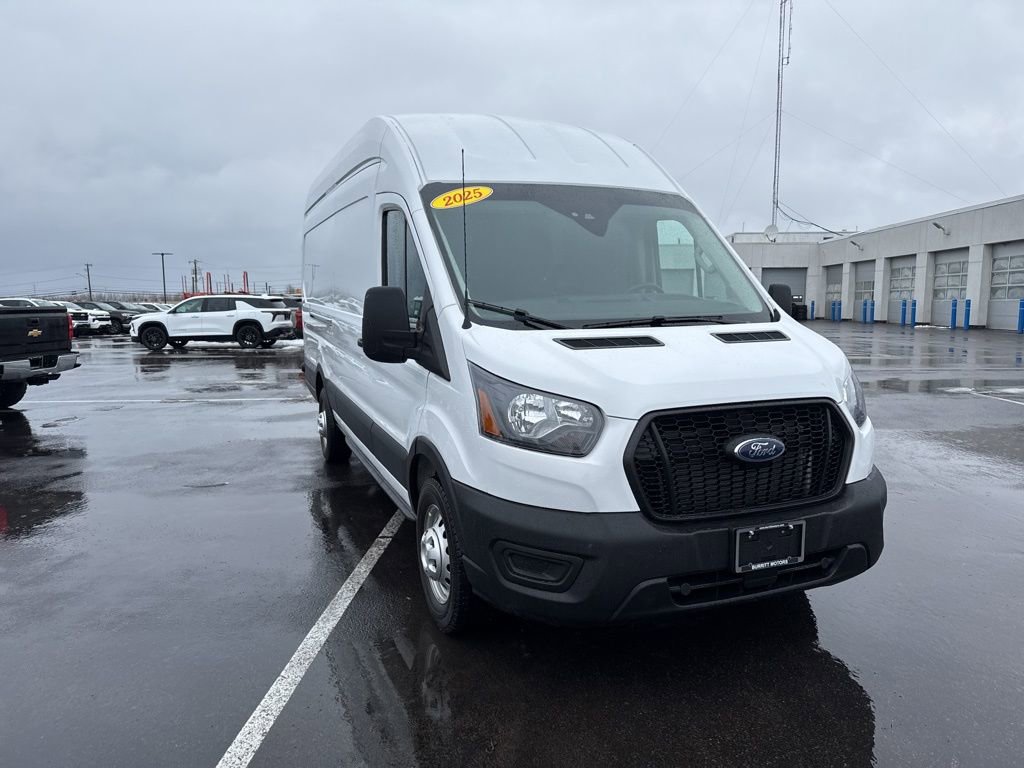 Used 2025 Ford Transit 250 148 High Roof Extended AWD image 1