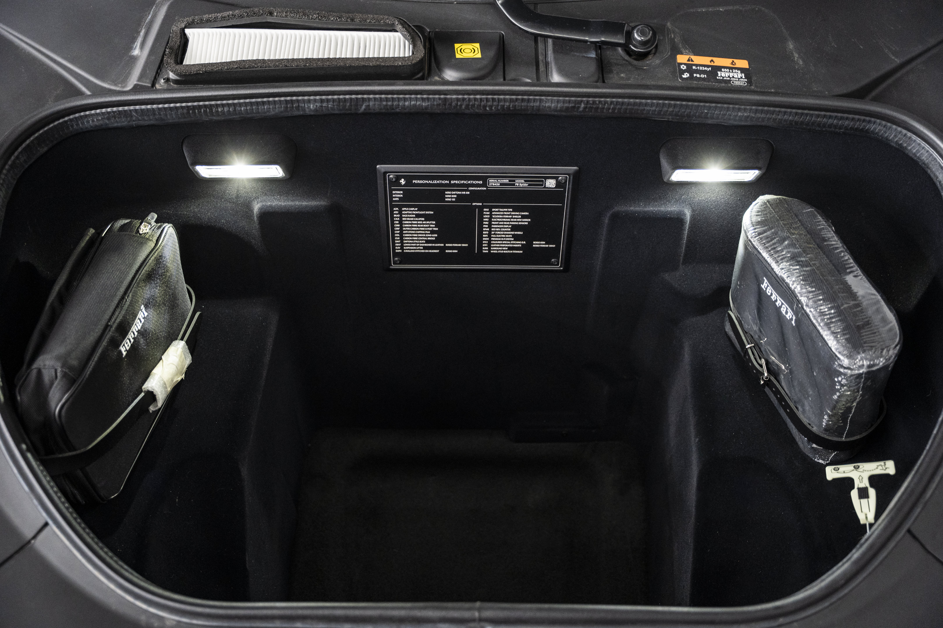 Used 2022 Ferrari F8 Tributo RWD image 60