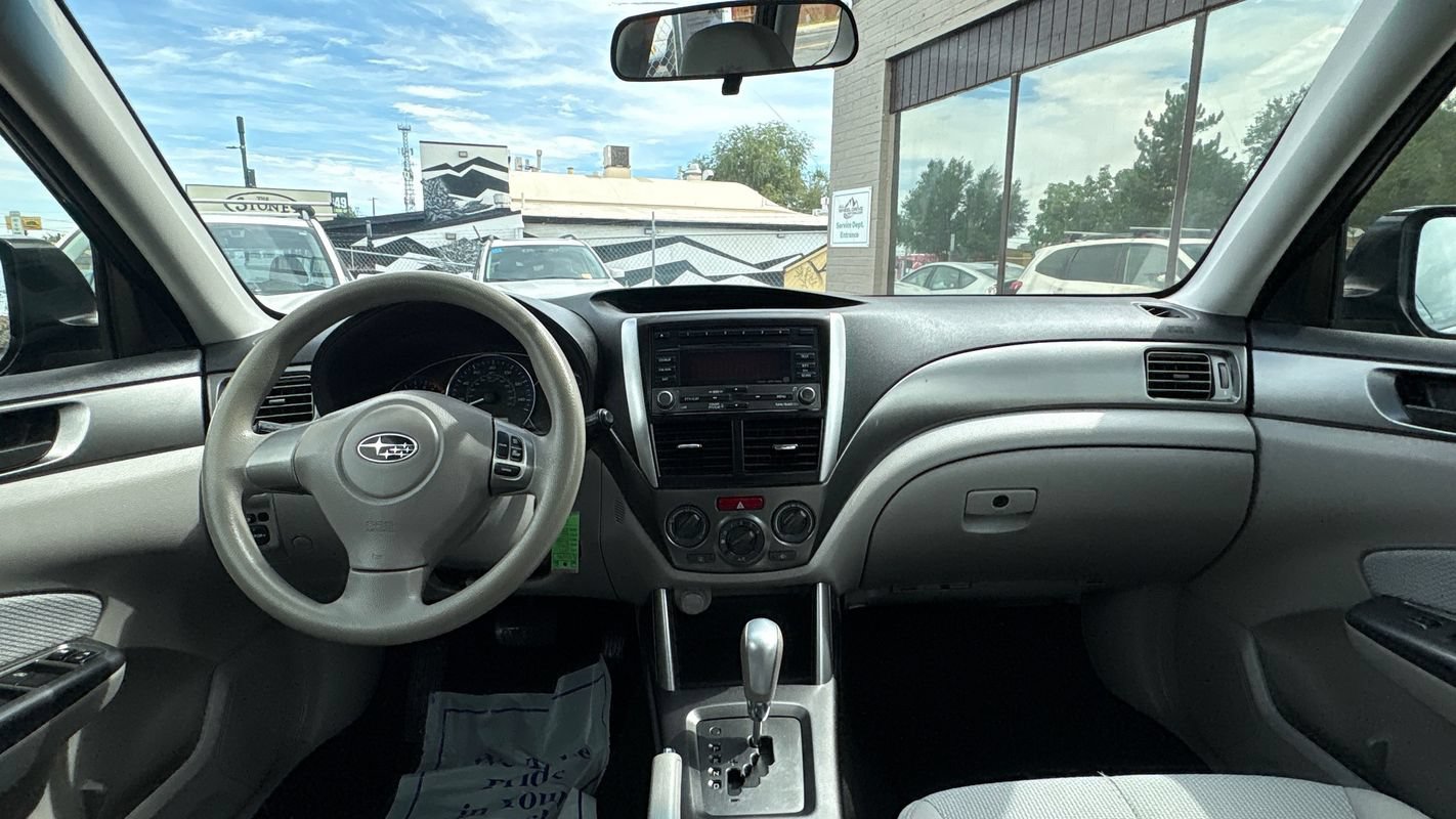 Used 2012 Subaru Forester 2.5X w/ Alloy Wheel Pkg AWD/4WD image 16