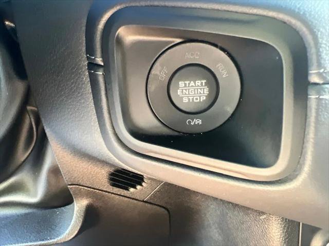 Certified 2025 Jeep Gladiator Mojave w/ Safety Group AWD/4WD image 31