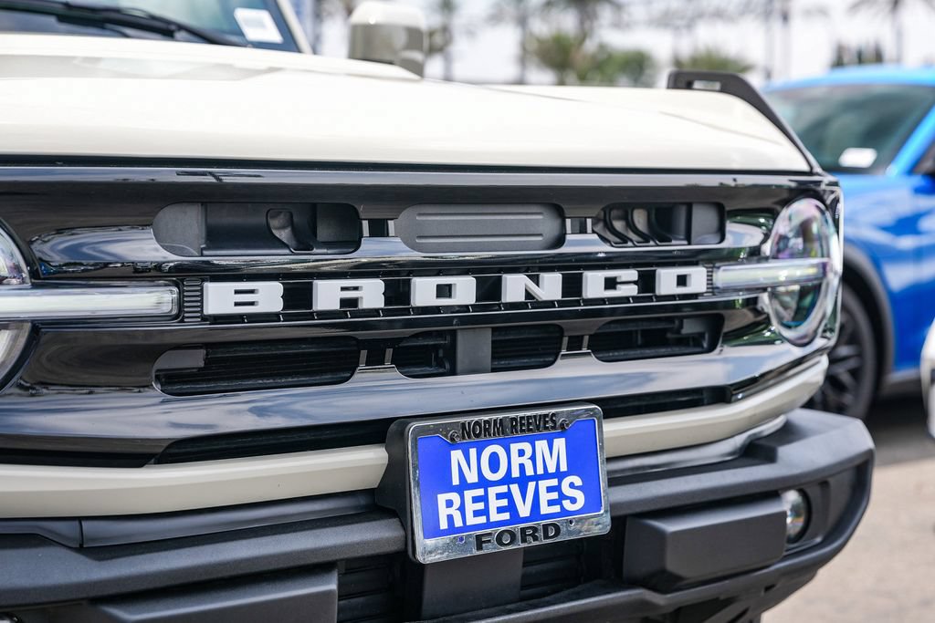 Used 2025 Ford Bronco Outer Banks AWD/4WD image 6