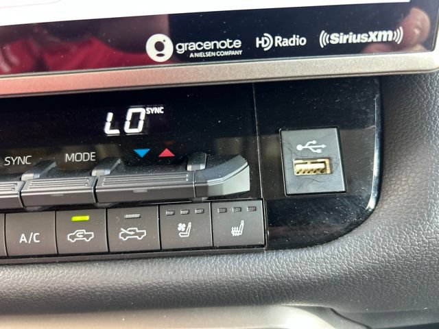 Used 2023 Toyota Tundra Limited w/ Power Package AWD/4WD image 22