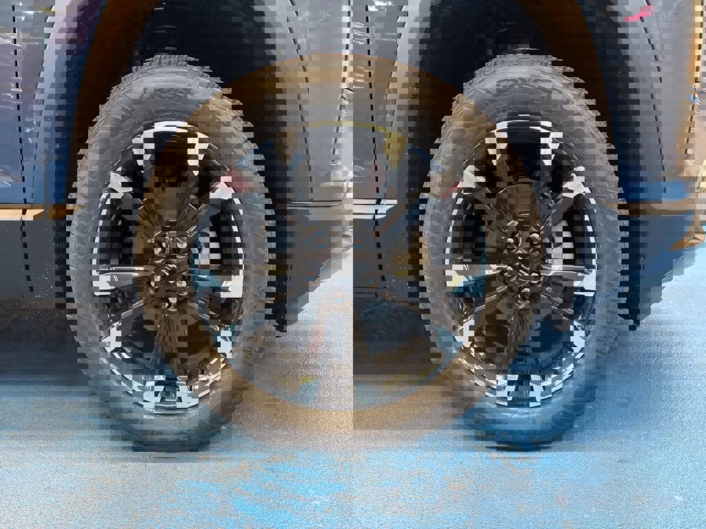 New 2026 Chevrolet Equinox RS w/ Convenience Package III image 3