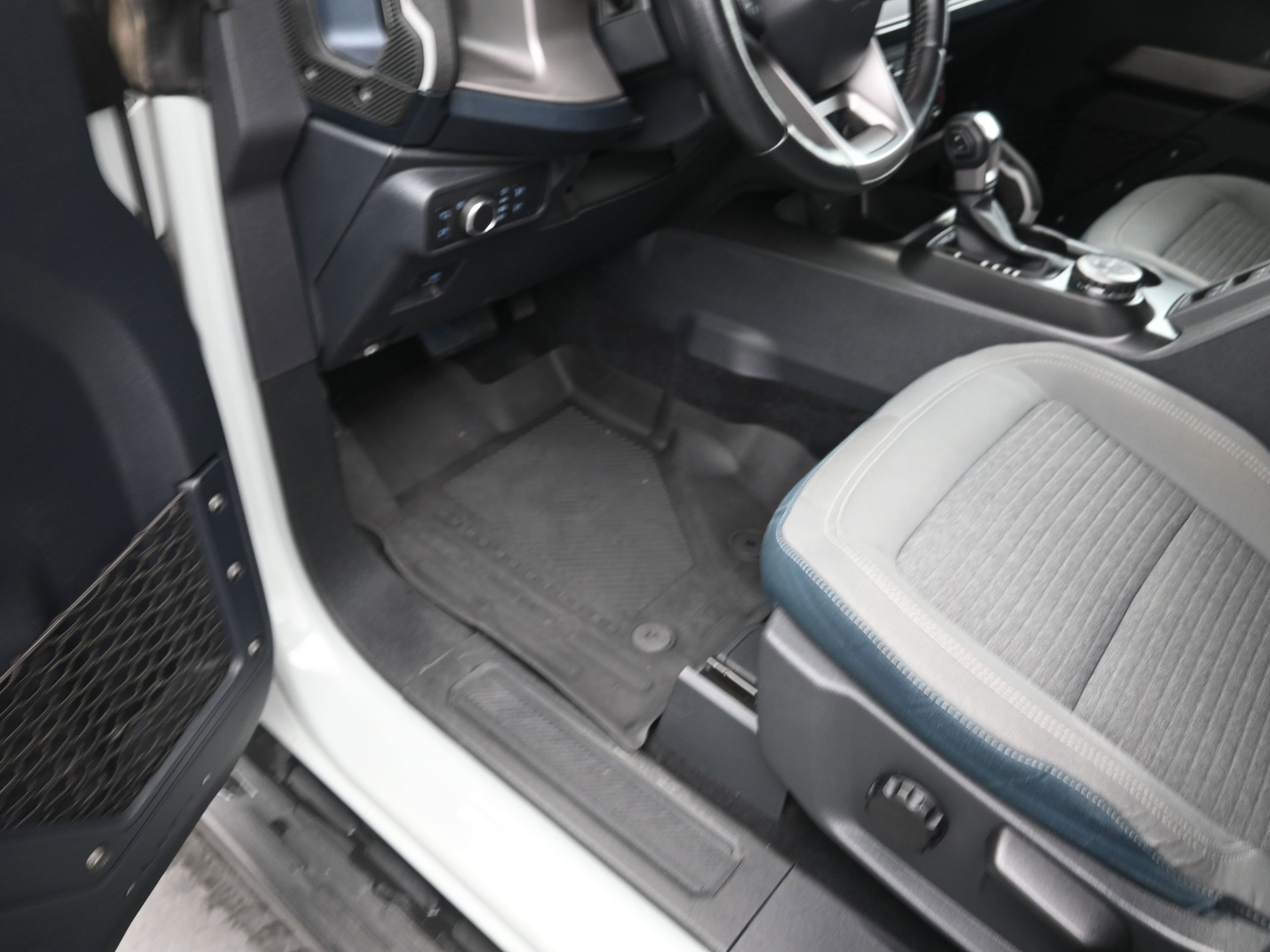 Used 2021 Ford Bronco Outer Banks image 17