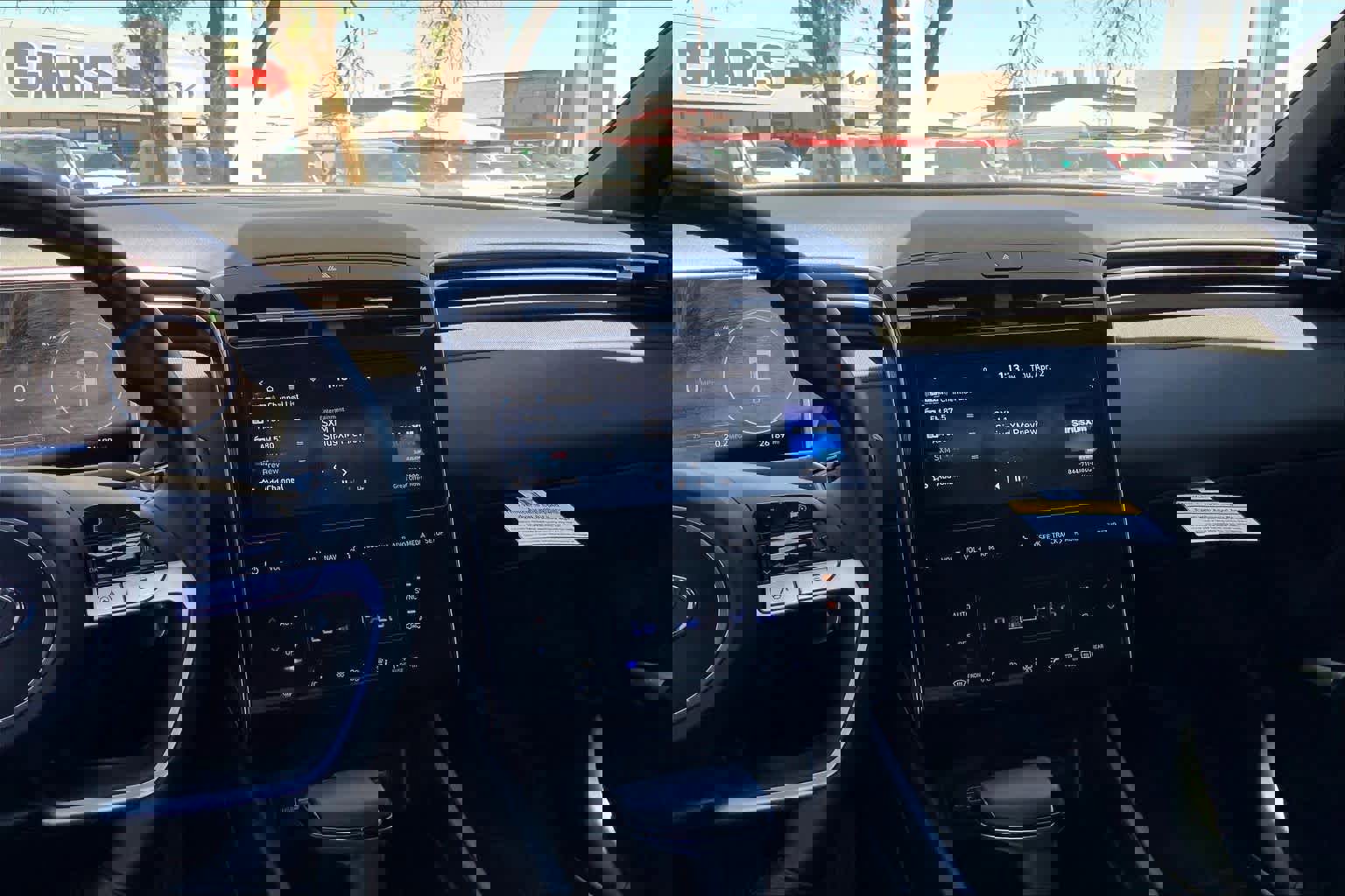 Used 2022 Hyundai Santa Cruz Limited image 7