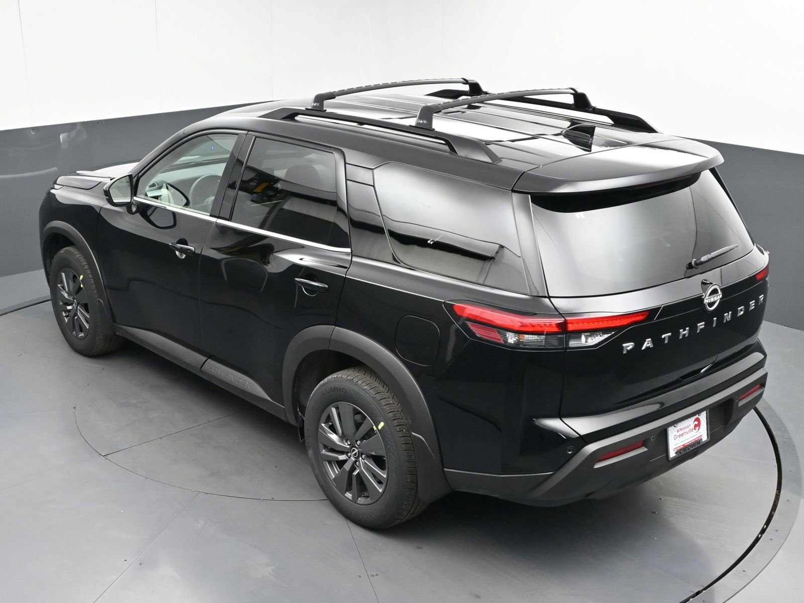 Used 2025 Nissan Pathfinder SV image 36