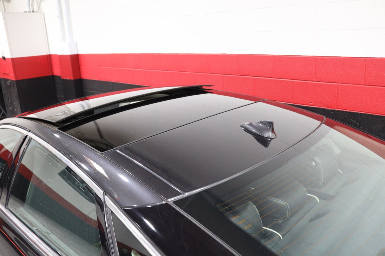 Used 2014 Jaguar XJ L Portfolio image 26