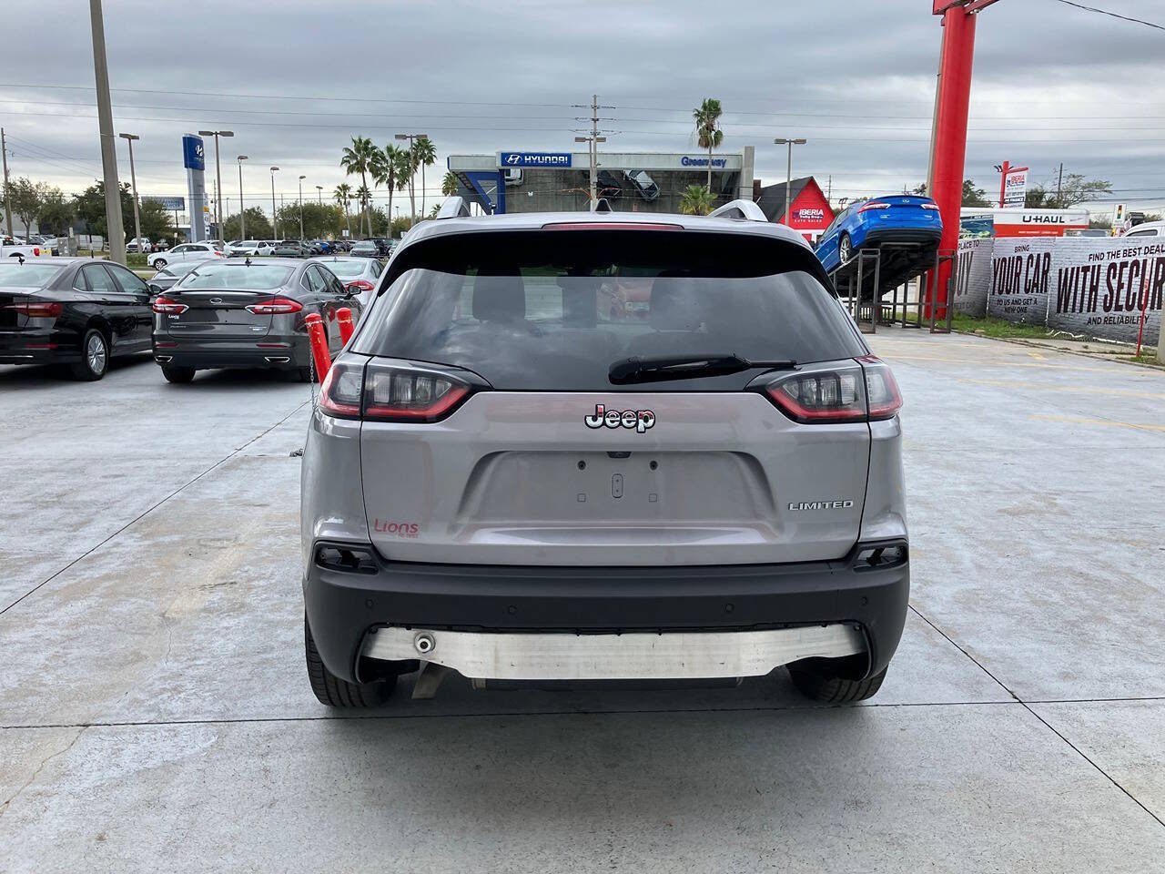 Used 2019 Jeep Cherokee Limited FWD image 23