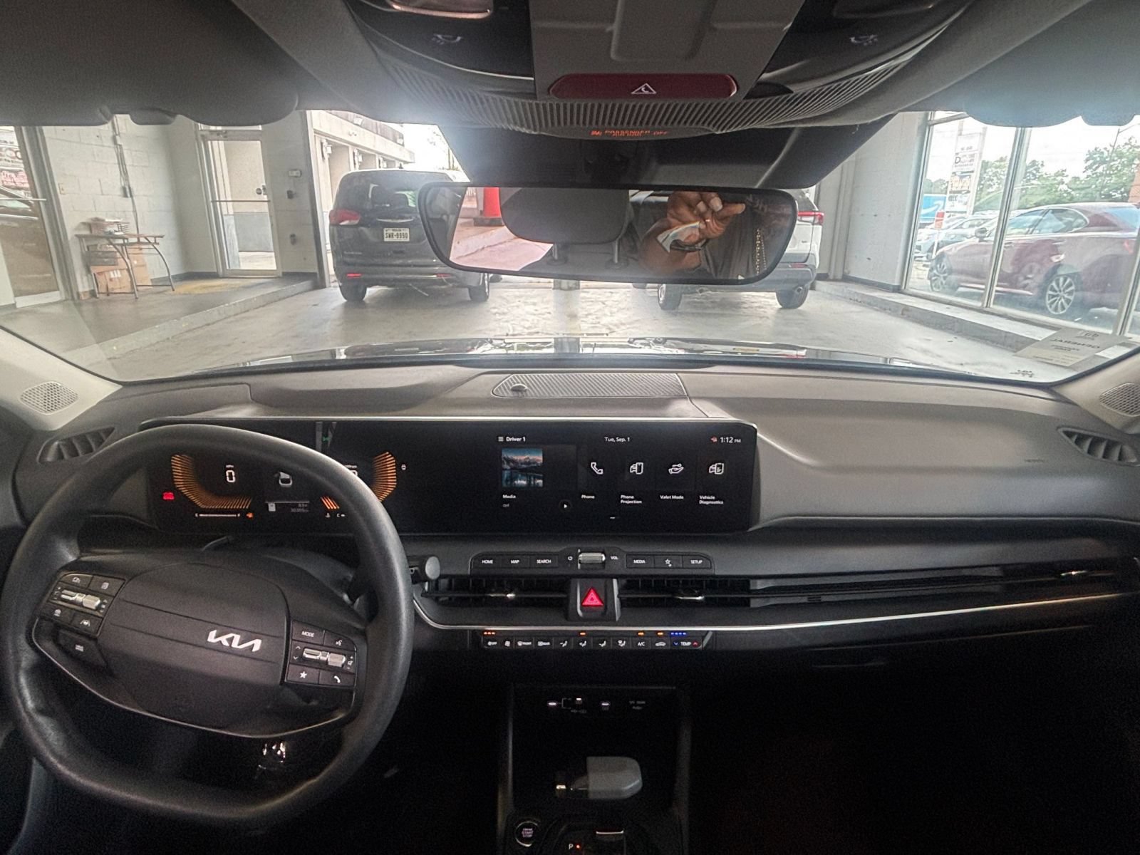 Used 2025 Kia K4 FWD image 32