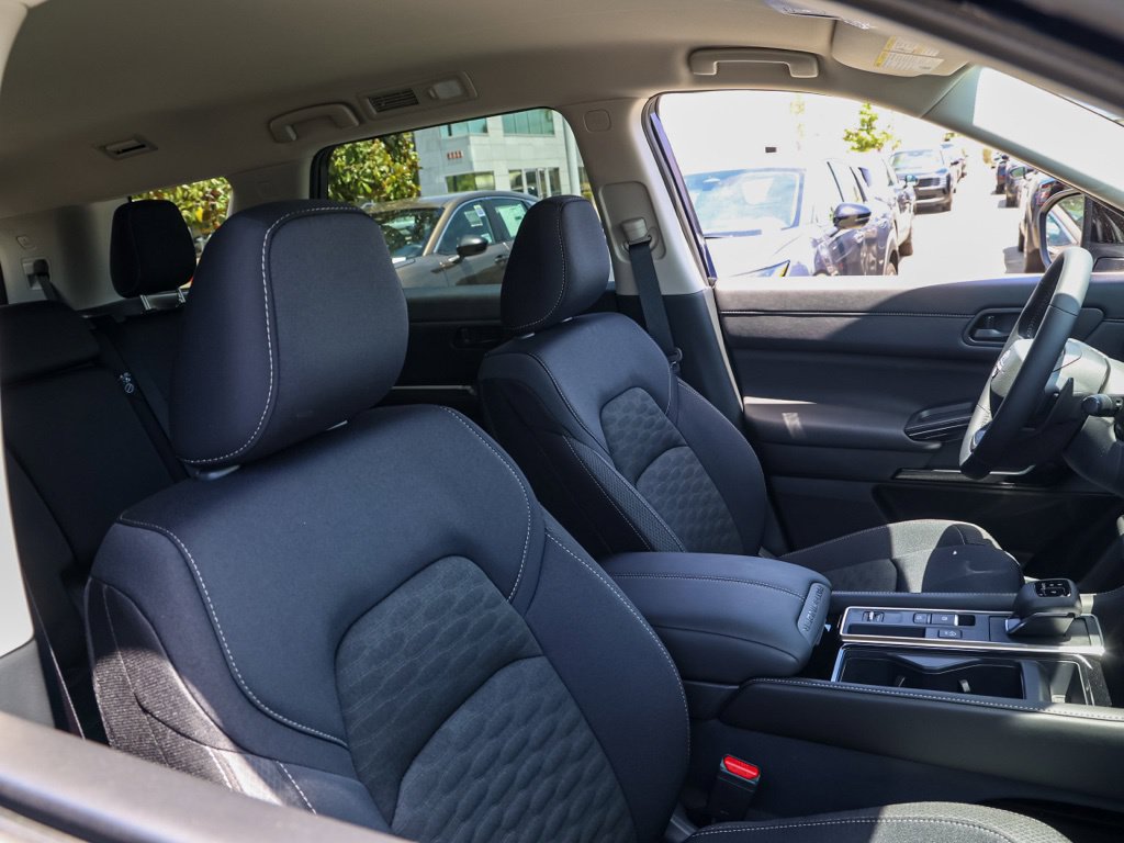 New 2026 Nissan Pathfinder SV w/ Cargo Package FWD image 22