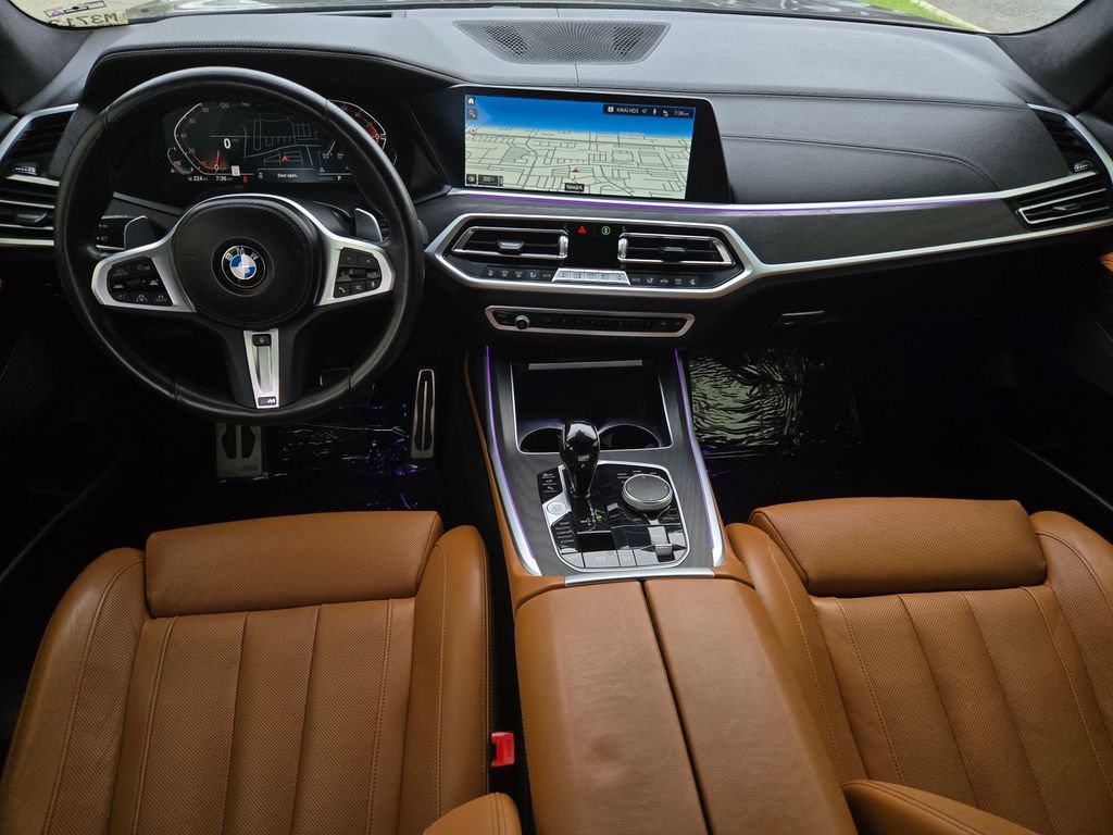 Used 2022 BMW X7 xDrive40i w/ M Sport Package AWD/4WD image 18