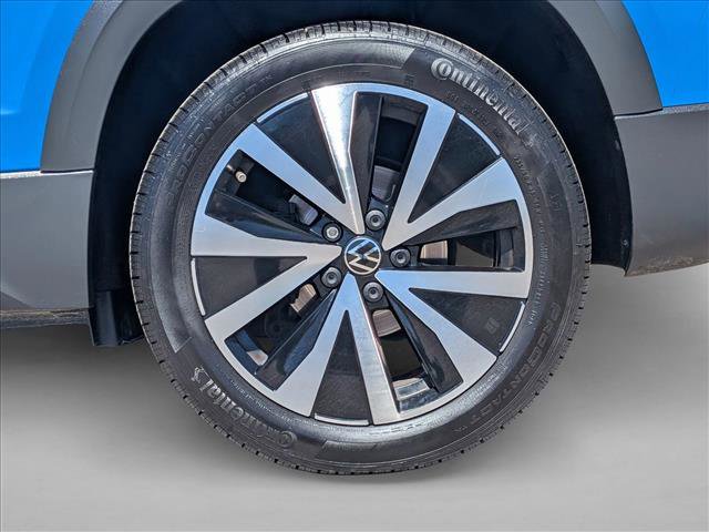 Used 2022 Volkswagen Taos SE image 24