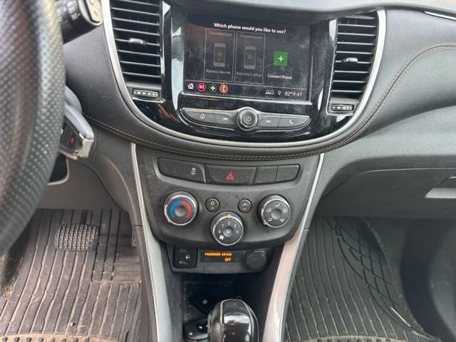 Used 2020 Chevrolet Trax LS w/ Tint and Cruise Package FWD image 15
