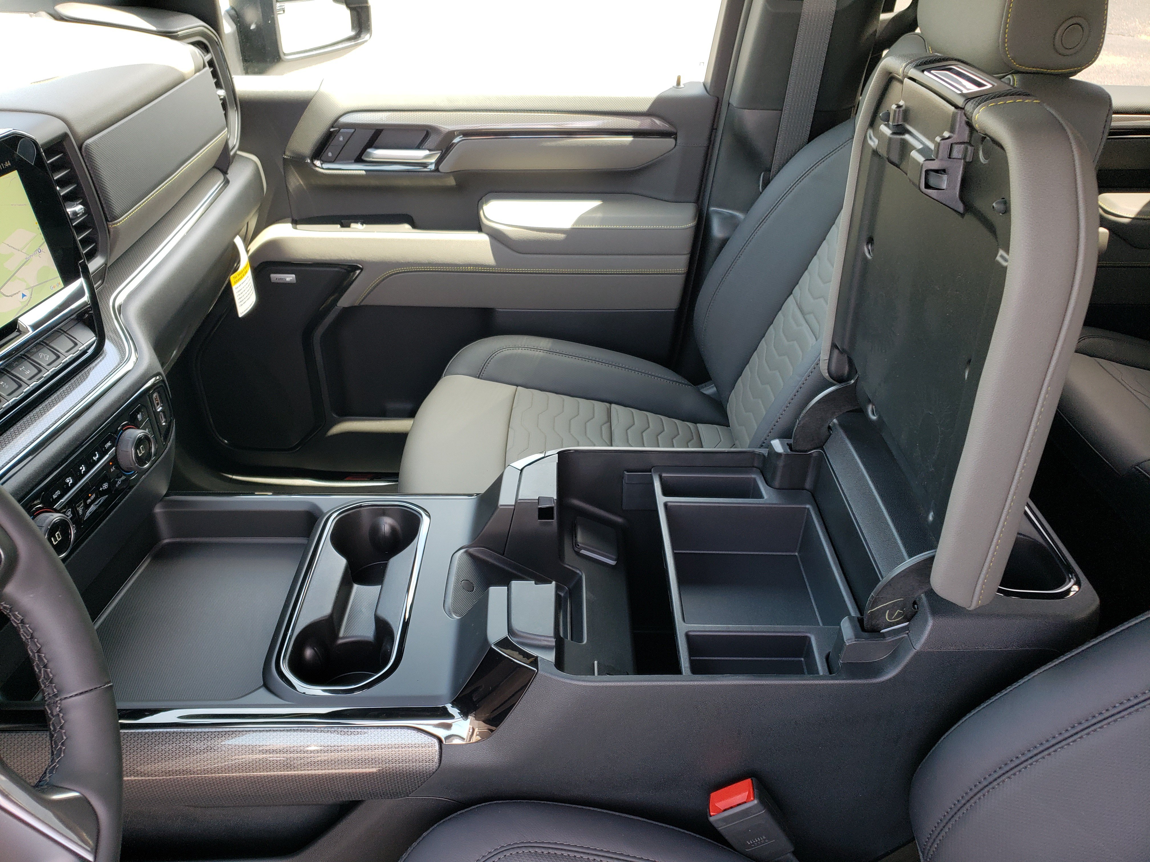 New 2026 Chevrolet Silverado 2500 ZR2 w/ LPO, Dark Essentials Package AWD/4WD image 28