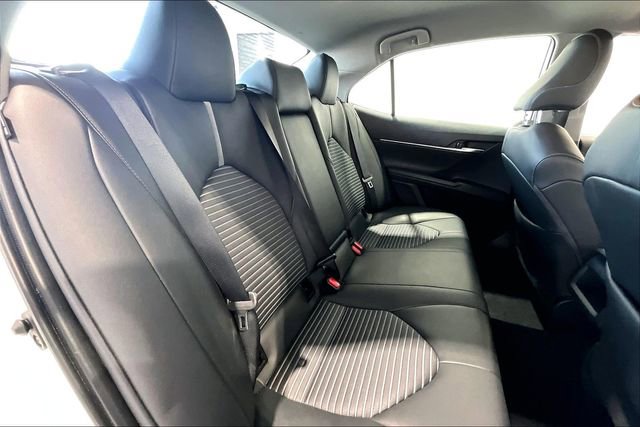 Used 2024 Toyota Camry SE image 26