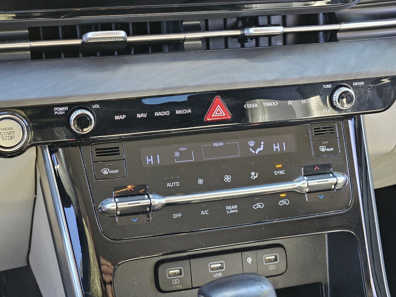 Used 2022 Kia Carnival SX image 23