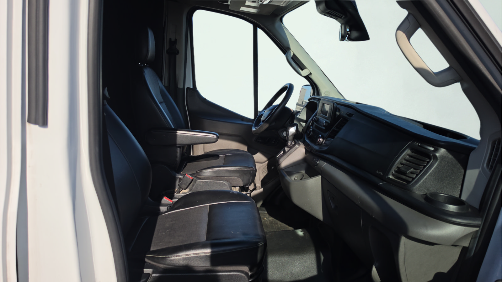 Used 2020 Ford Transit 250 Medium Roof w/ Load Area Protection Package RWD image 25