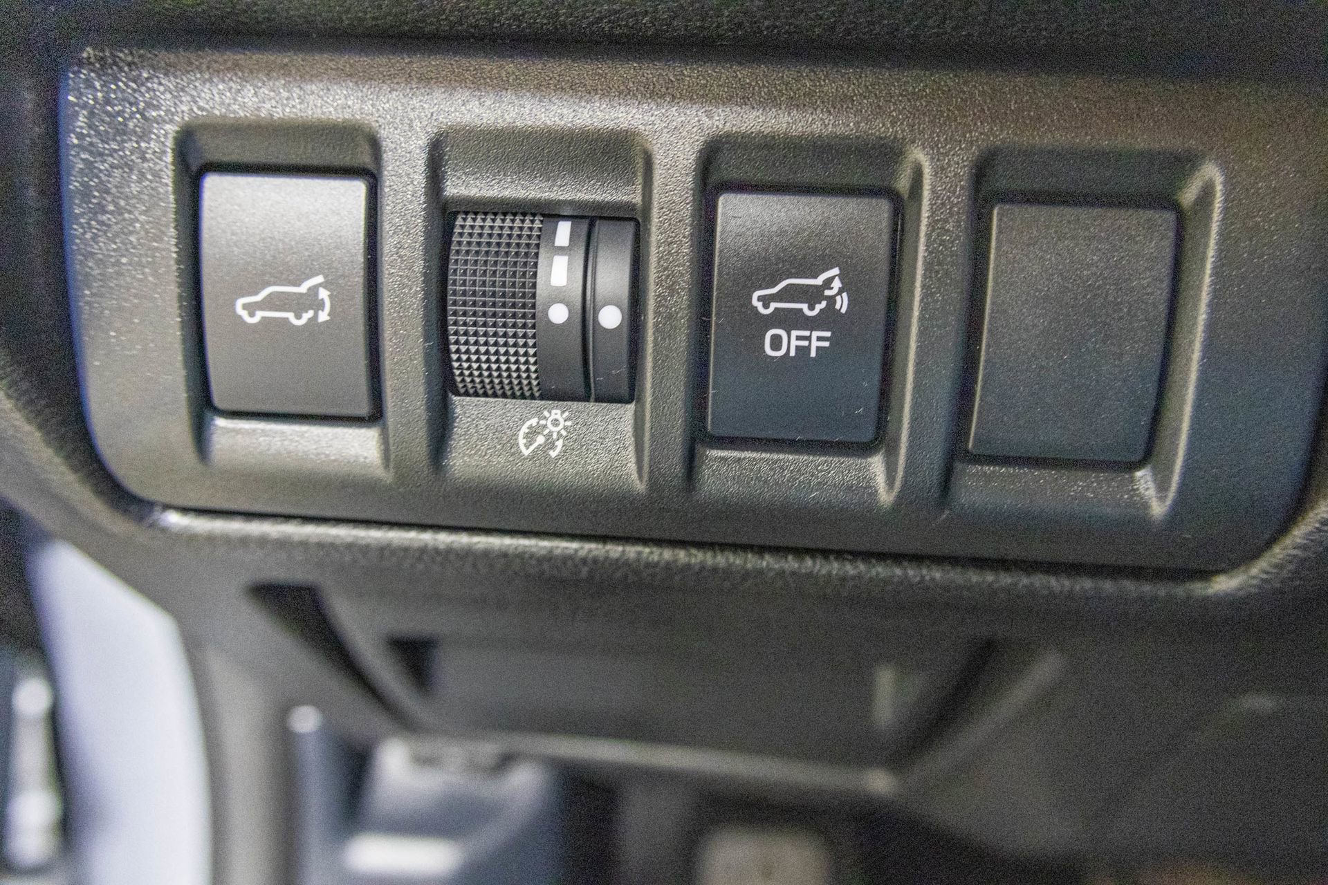 Used 2025 Subaru Outback Premium image 31