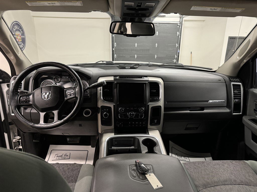 Used 2017 RAM 3500 Big Horn AWD/4WD image 28