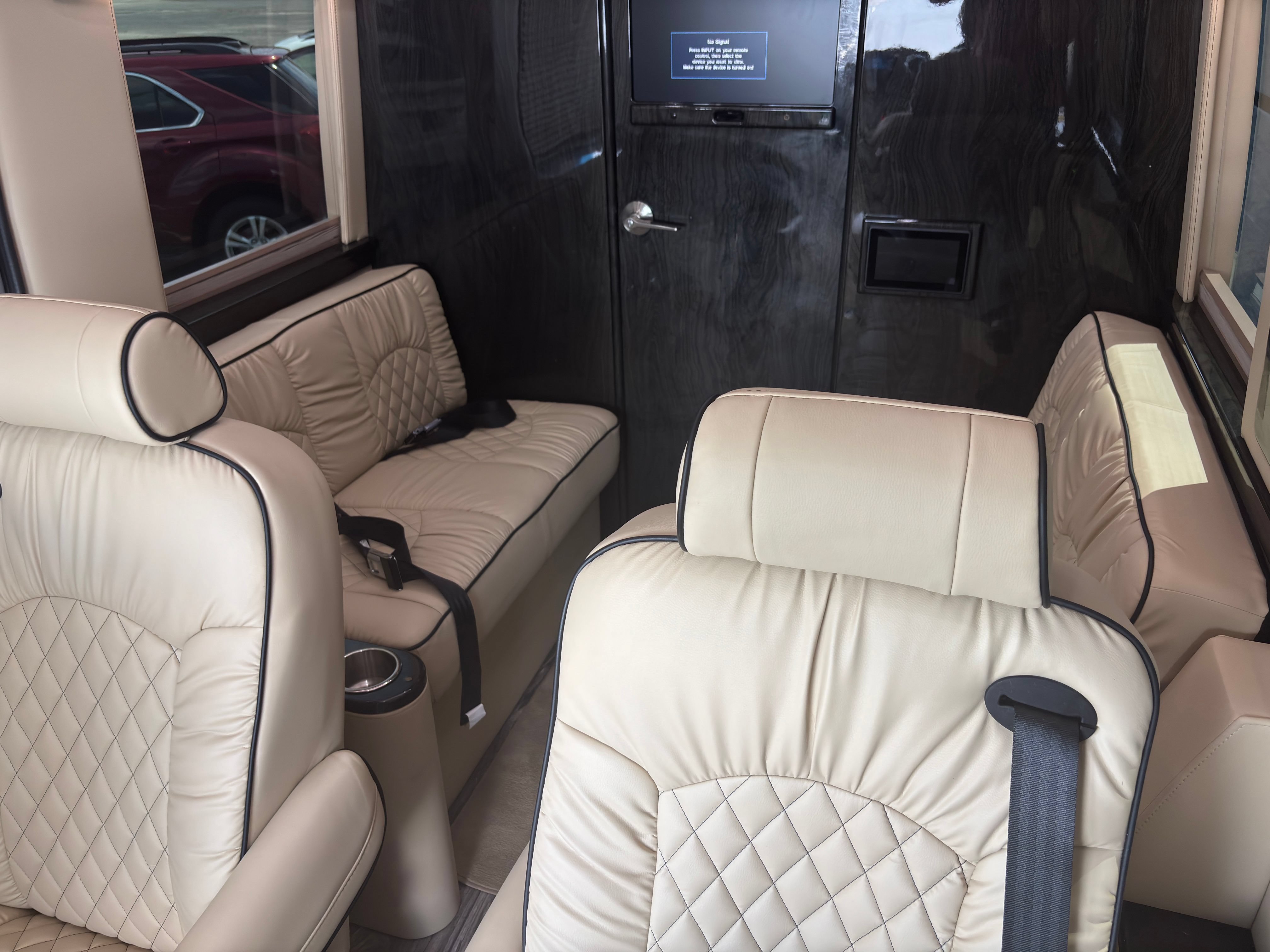 Used 2020 Mercedes-Benz Sprinter 2500 w/ Windows All Around Package image 48