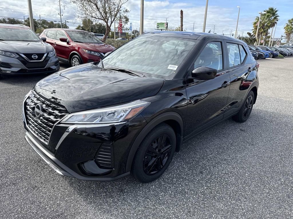 Certified 2024 Nissan Kicks S image 8