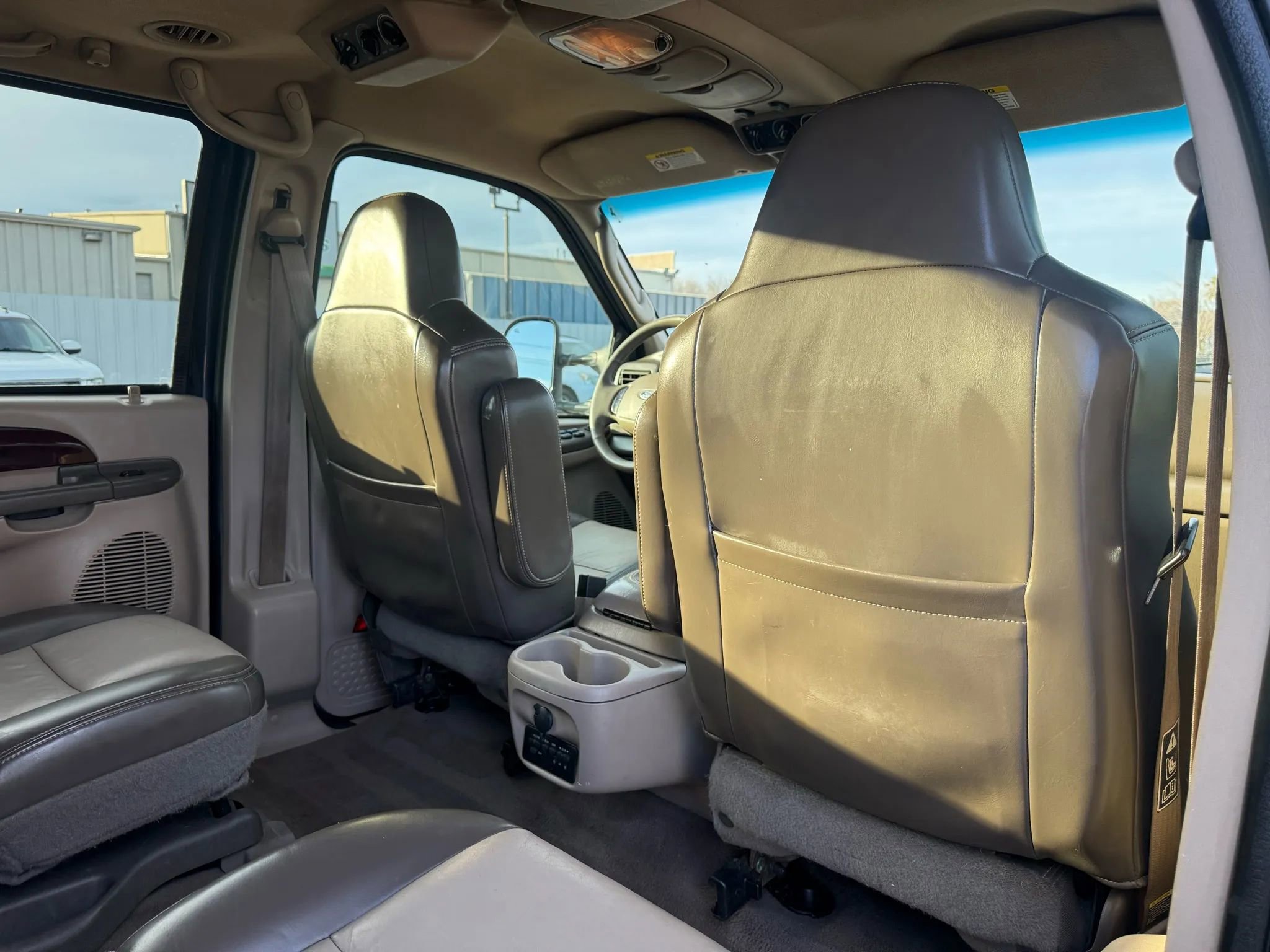 Used 2003 Ford Excursion Eddie Bauer image 13