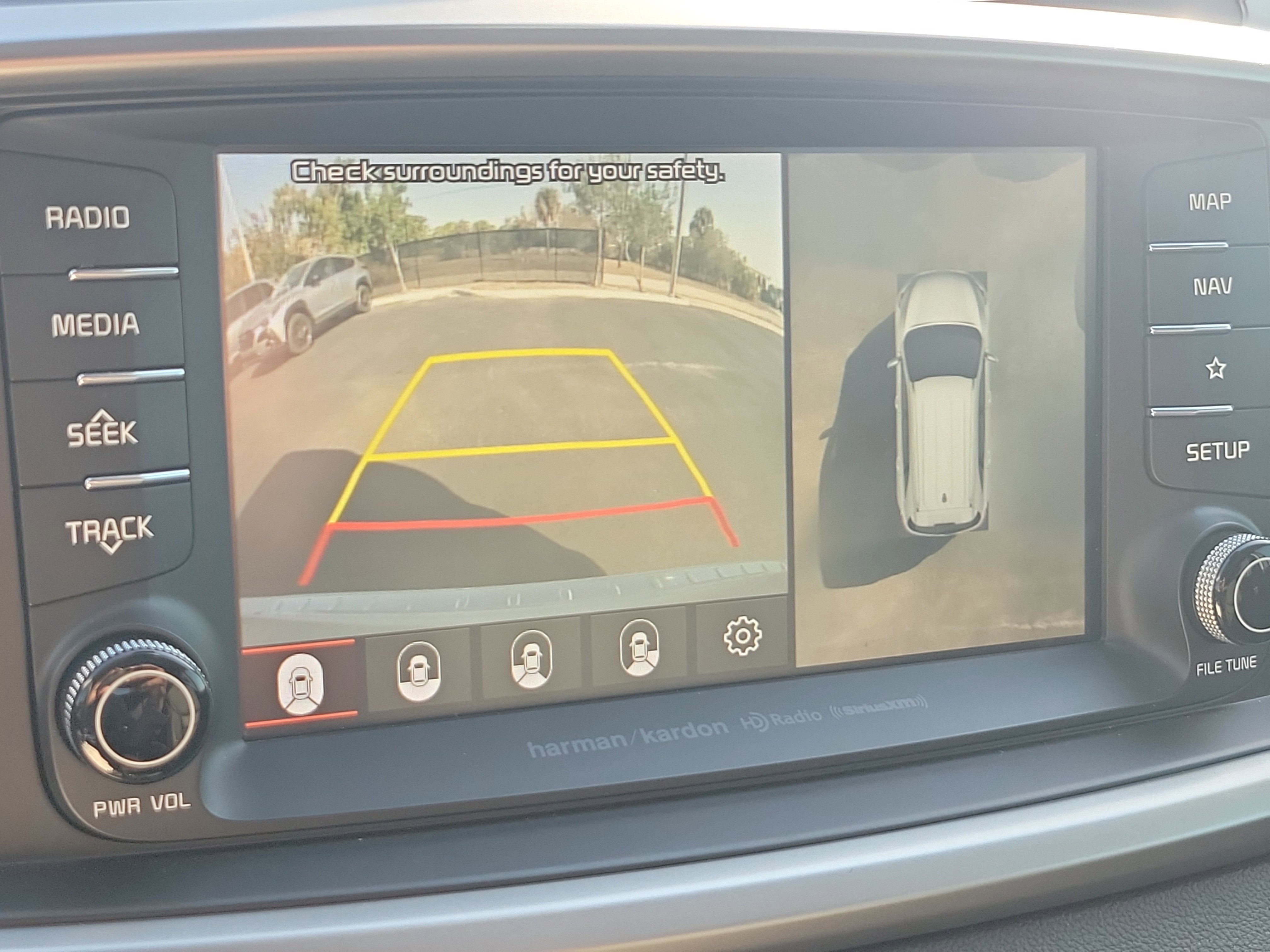 Used 2020 Kia Sorento SX image 31