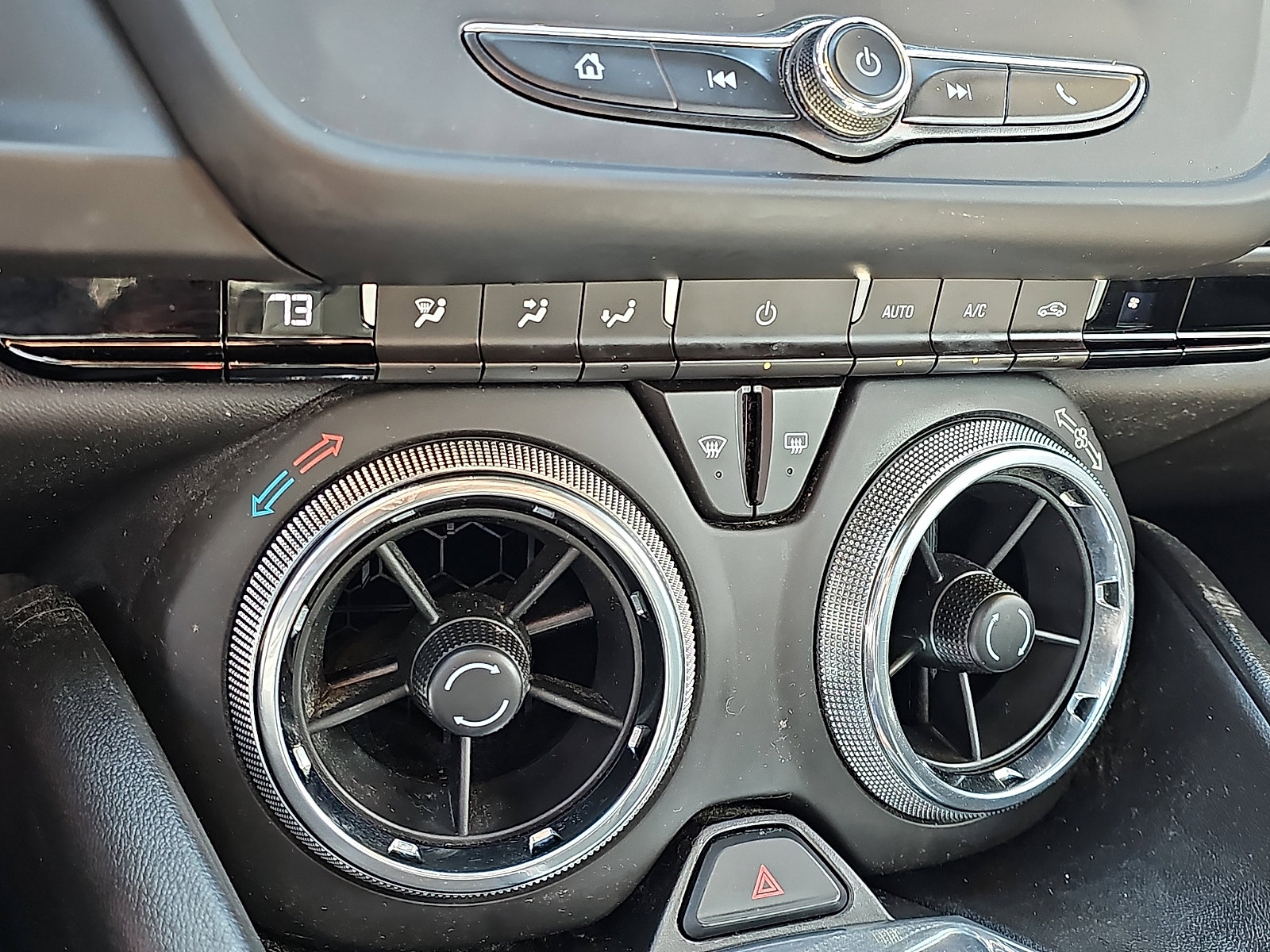 Used 2018 Chevrolet Camaro LT w/ RS Package image 15