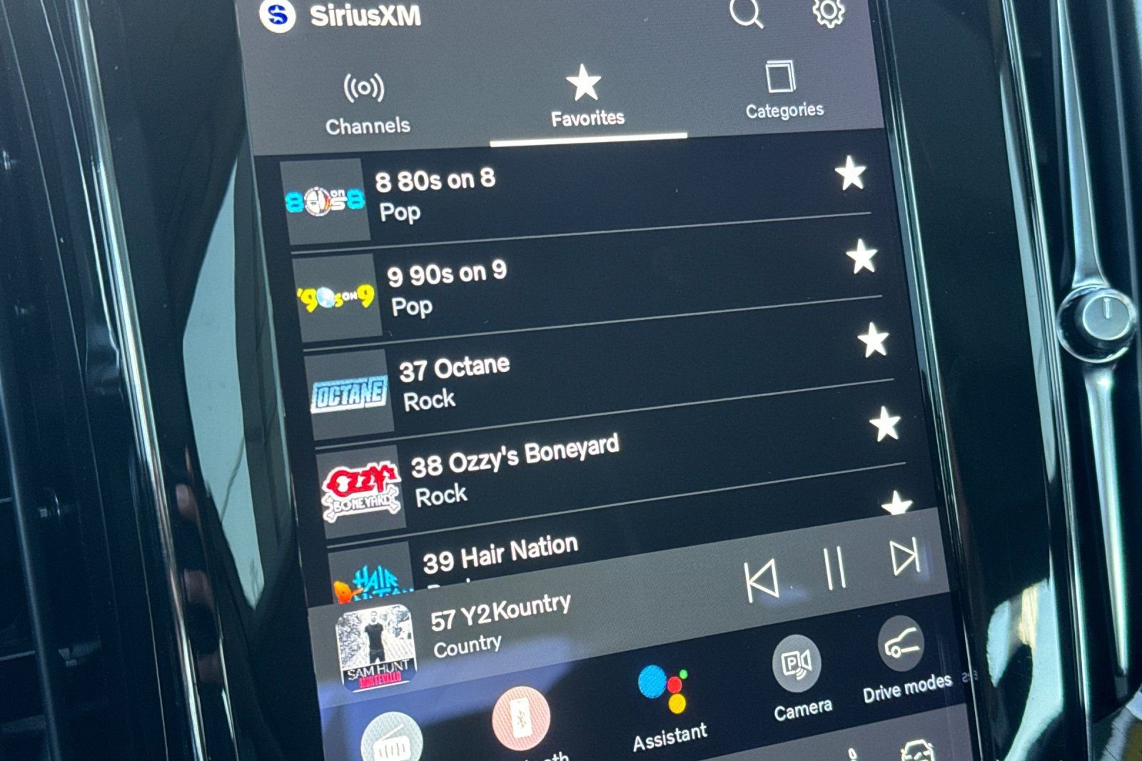 Used 2023 Volvo S60 T8 Plus w/ Climate Package image 20