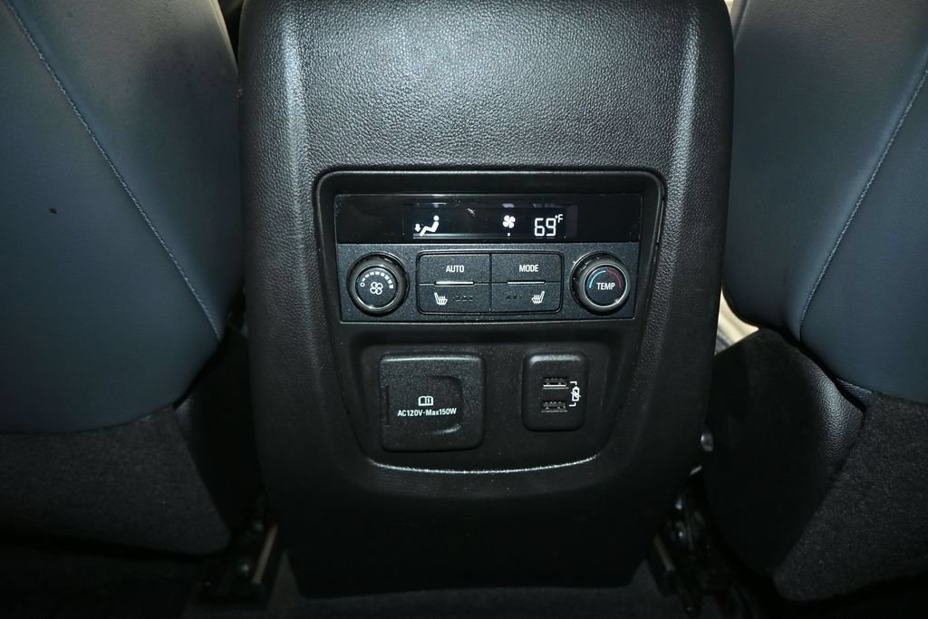 Used 2022 Buick Enclave Premium w/ Experience Buick Package AWD/4WD image 21