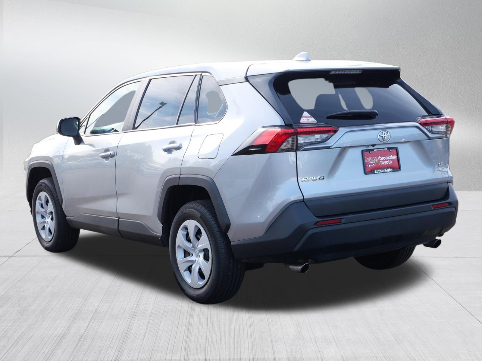 Certified 2025 Toyota RAV4 LE AWD/4WD image 5
