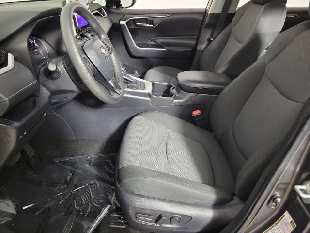 Used 2024 Toyota RAV4 XLE w/ Convenience Package FWD image 19