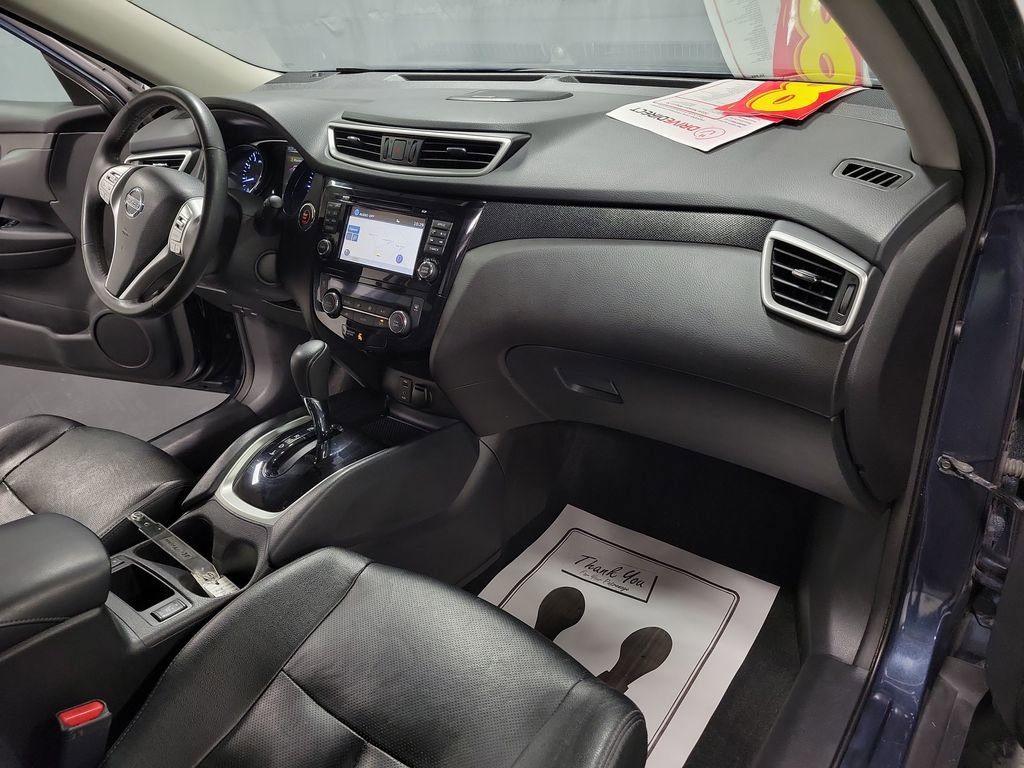 Used 2016 Nissan Rogue SL image 23