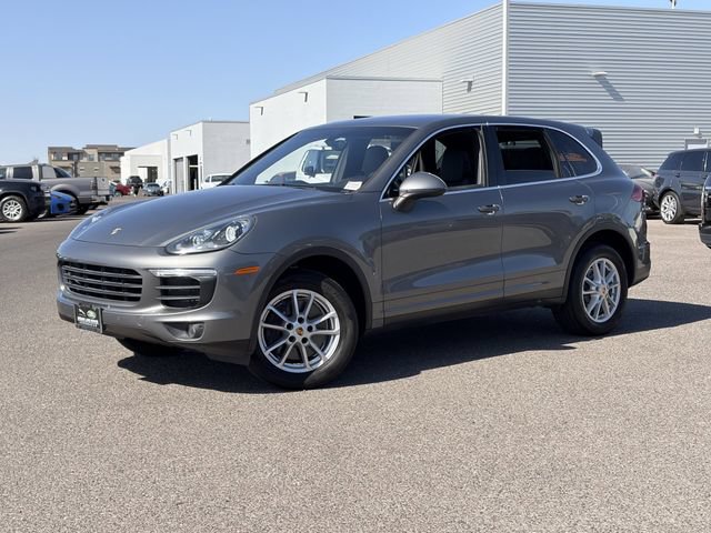 Used 2018 Porsche Cayenne AWD/4WD image 2