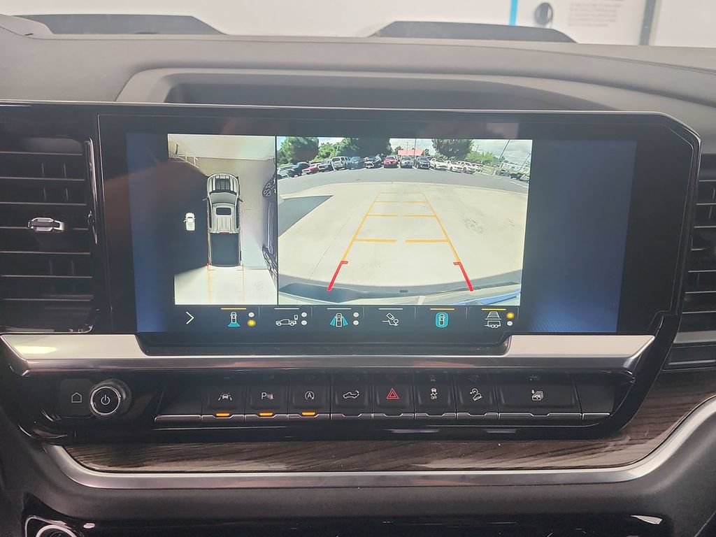 Certified 2022 Chevrolet Silverado 1500 LT Trail Boss w/ Convenience Package II AWD/4WD image 15