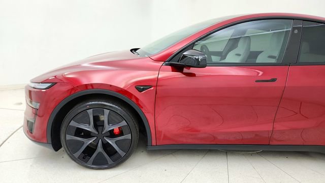 Used 2026 Tesla Model Y Performance AWD/4WD image 9