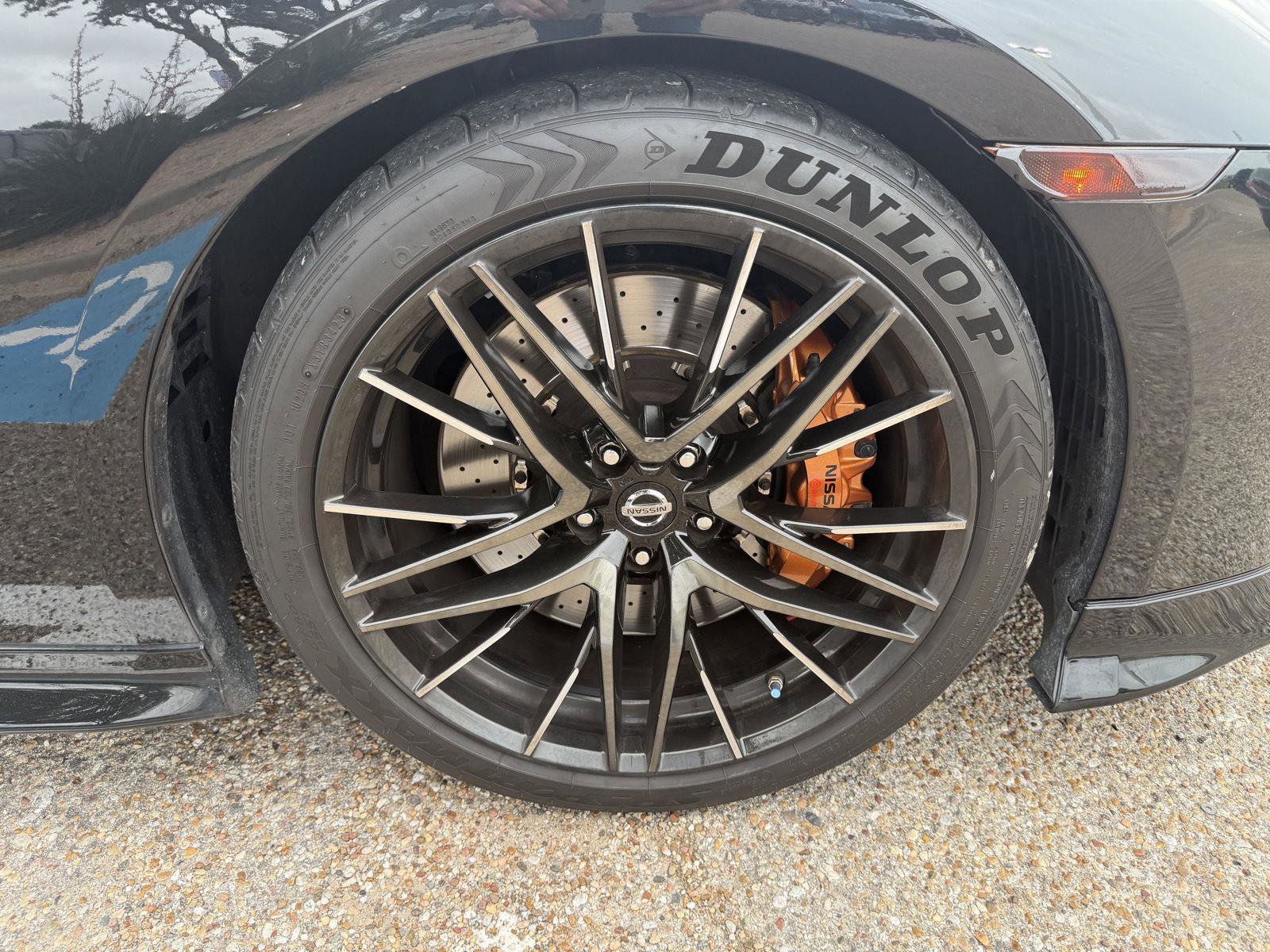 Used 2020 Nissan GT-R Premium w/ Premium Interior Package image 12