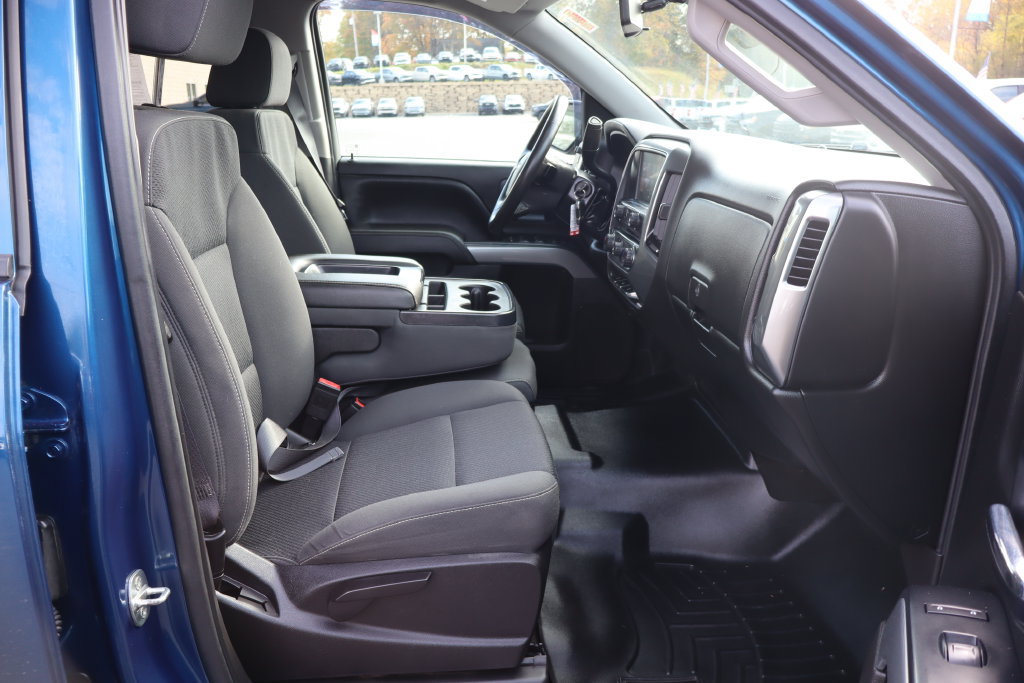 Used 2017 Chevrolet Silverado 1500 LT w/ All Star Edition AWD/4WD image 16